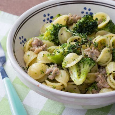 Orecchiette con Broccoli e Salsiccia prodotti da noi - Magastore.it